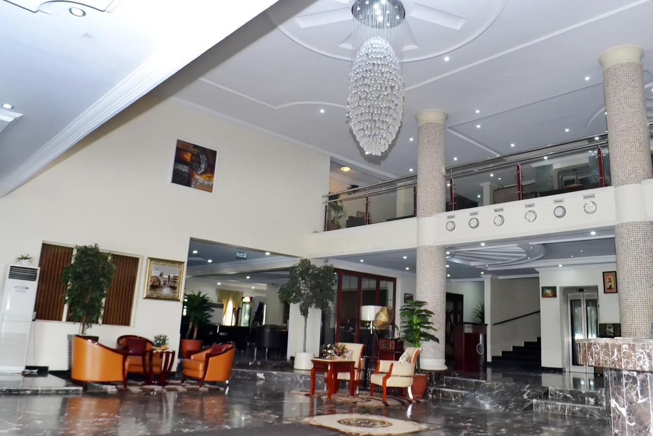 De Rembrandt Hotels And Suites Ikeja Exterior photo
